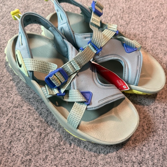 Nike Women's Oneonta Trail Sandal Size 7 NWT - Picture 4 of 9